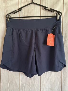 Tek Gear Womens Large Navy Romance Blue Side Pocket Athletic Shorts Middies NEW